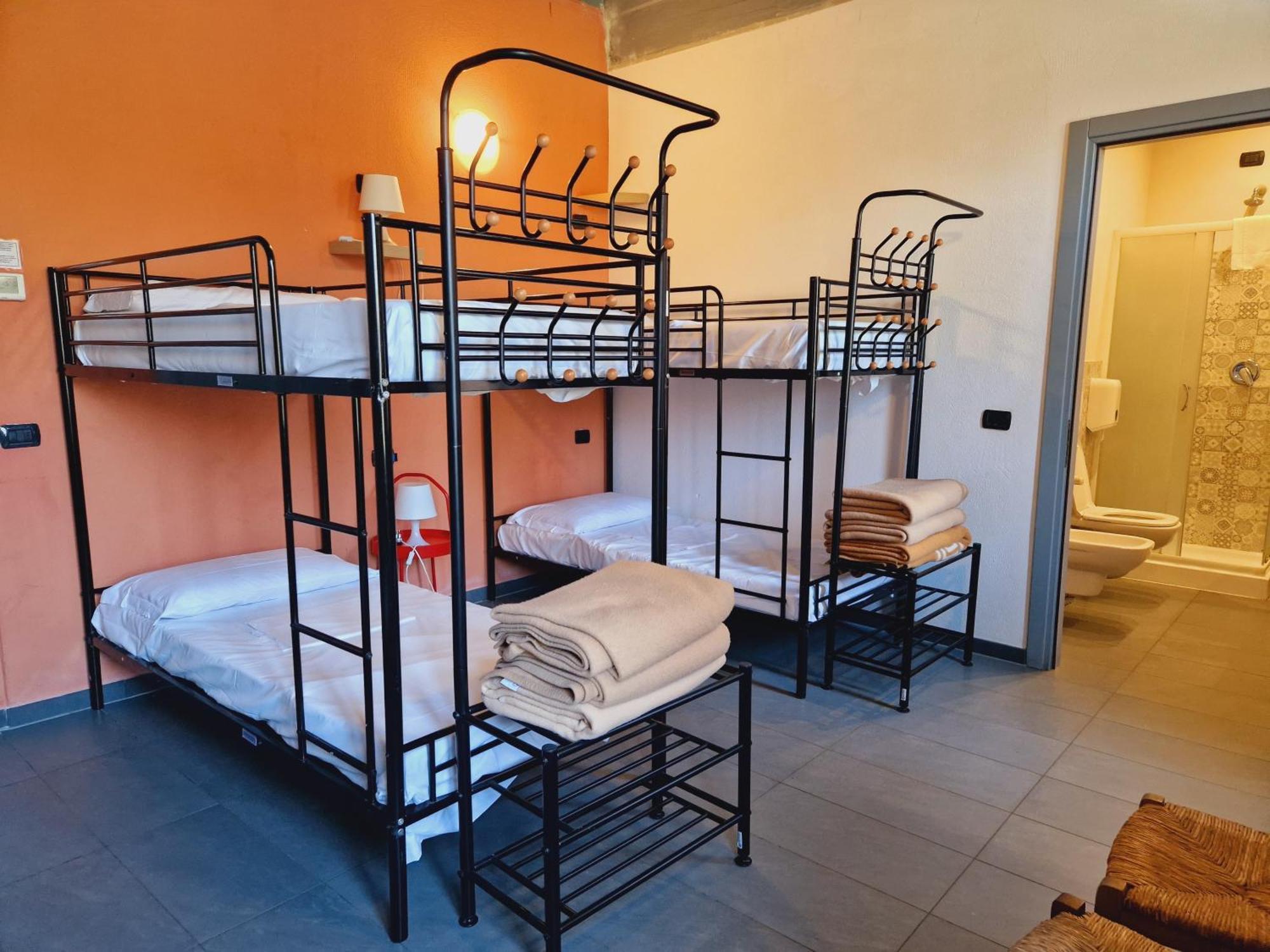 B&B E Ostello, Parco Di Monza, Cascina Costa Alta Eksteriør bilde