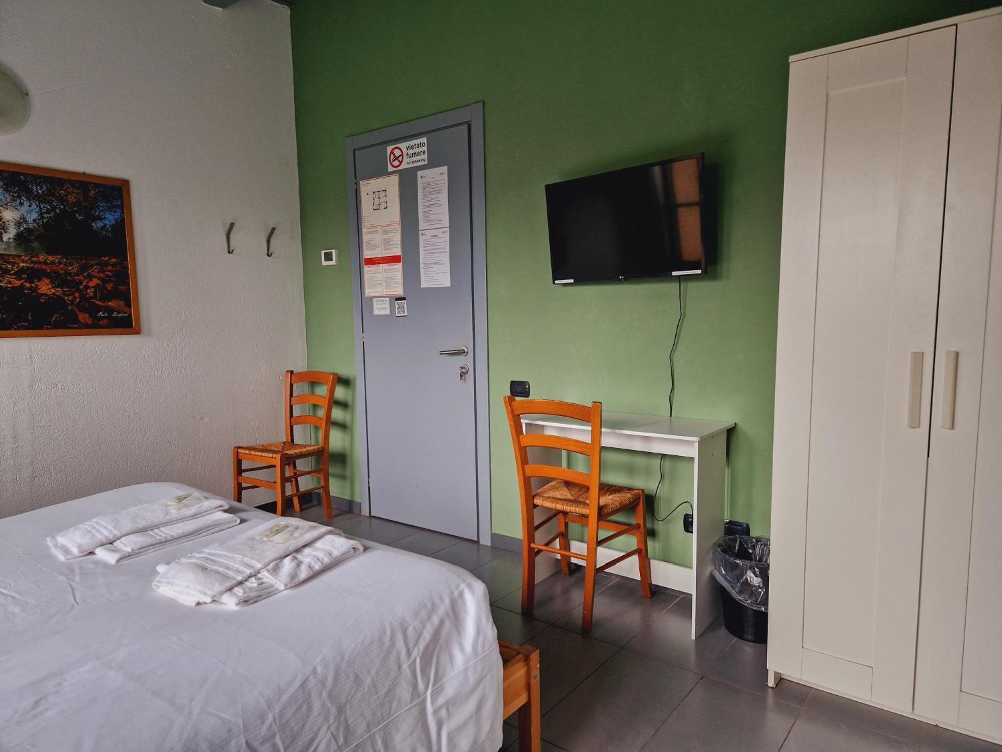 B&B E Ostello, Parco Di Monza, Cascina Costa Alta Eksteriør bilde