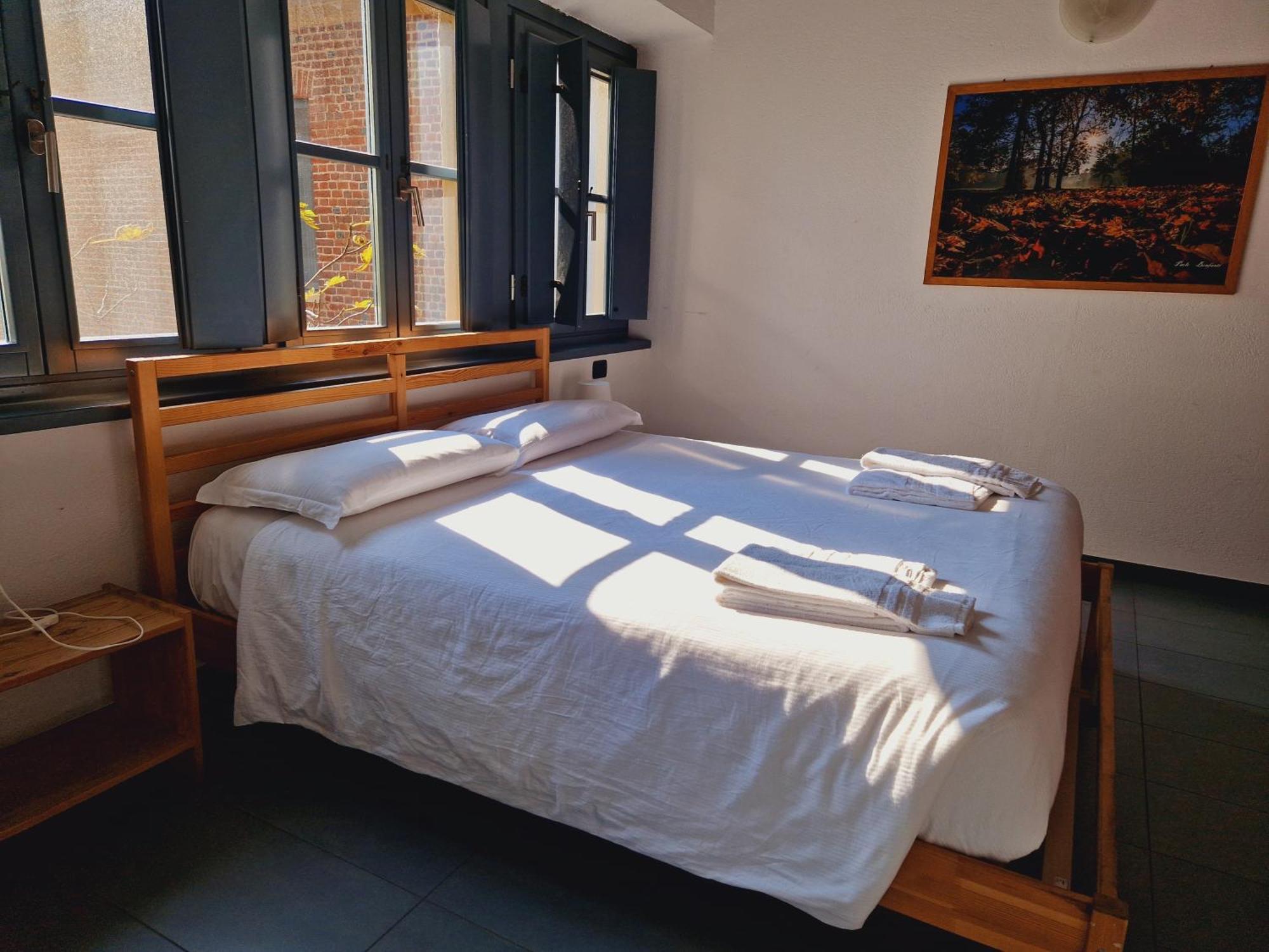 B&B E Ostello, Parco Di Monza, Cascina Costa Alta Eksteriør bilde