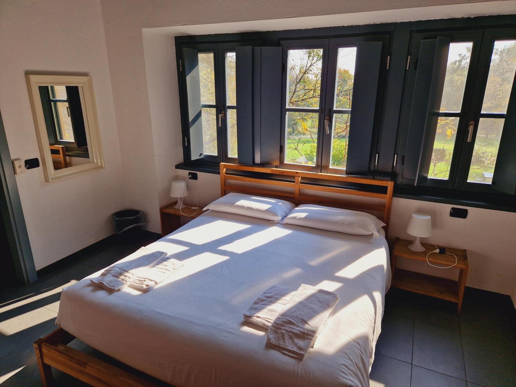 B&B E Ostello, Parco Di Monza, Cascina Costa Alta Eksteriør bilde