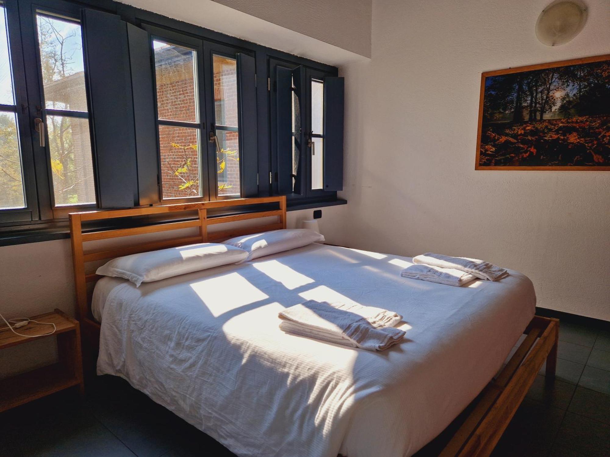 B&B E Ostello, Parco Di Monza, Cascina Costa Alta Eksteriør bilde
