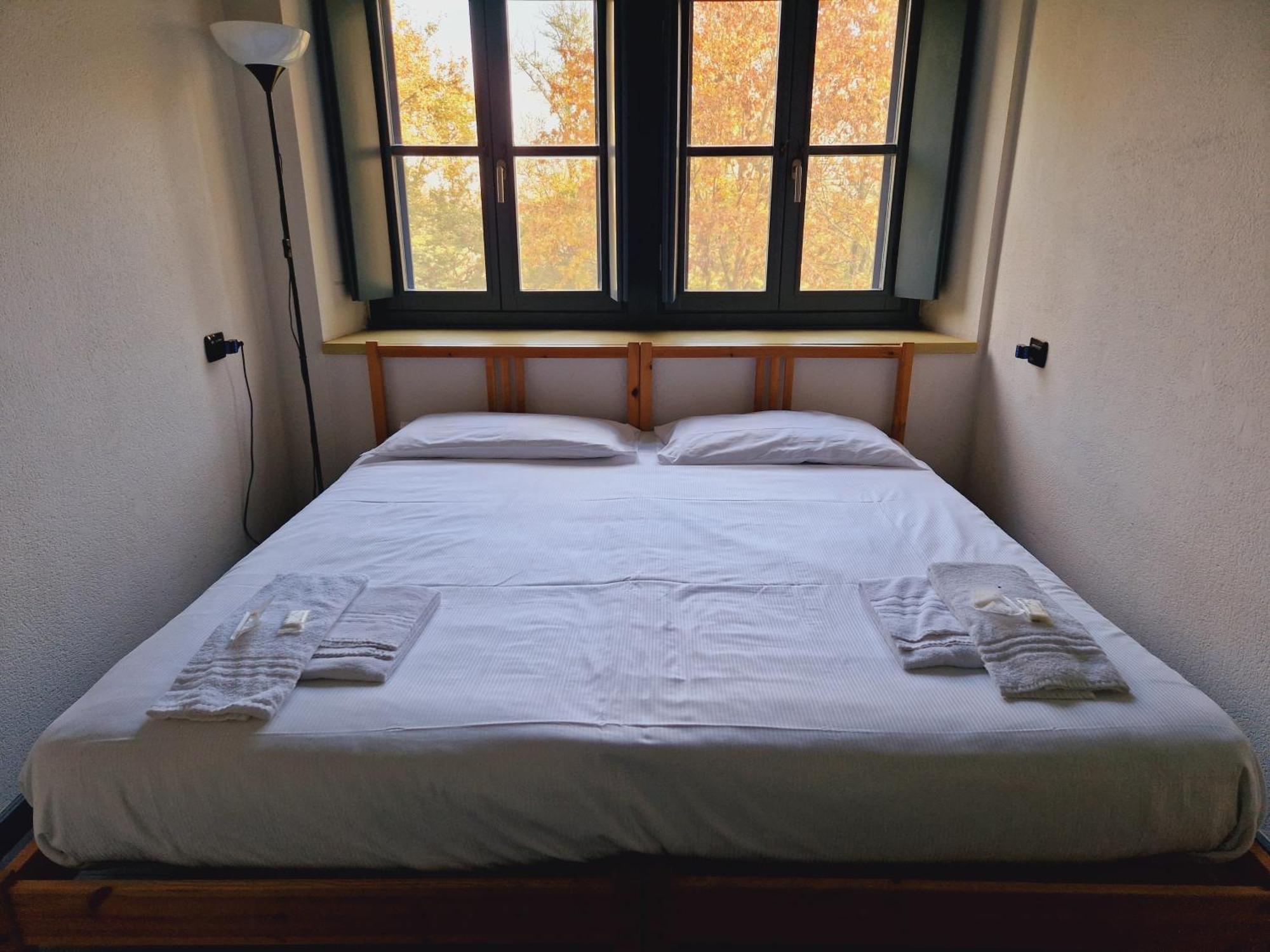 B&B E Ostello, Parco Di Monza, Cascina Costa Alta Eksteriør bilde